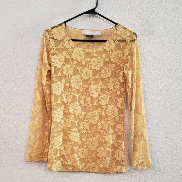 New with tags Urban Mango yellow rose lace top - Picture 1 of 5